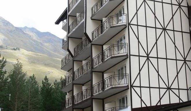 Snezhnyy bars cheget
