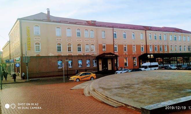 Korolevskiy dvor