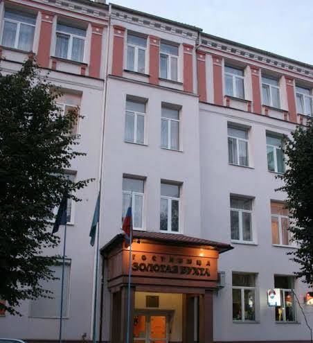 Zolotaya bukhta