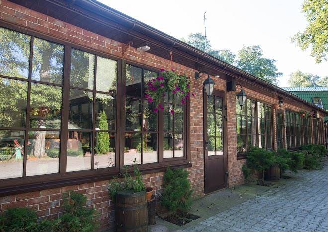 Gostinitsa restoran traktir