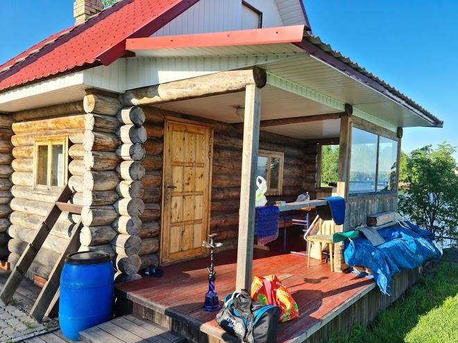 Gostinitsa kemskiy bereg