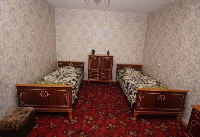 Hotel circus