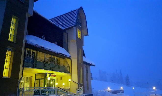 Hotel elena 4