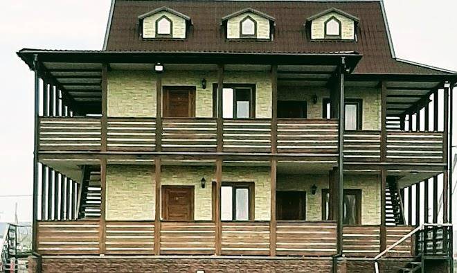Baza otdykha shira mini otel' sad kamney