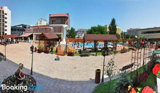 Emerald hotel