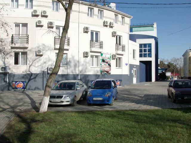 Jemchujina na krepostnoy