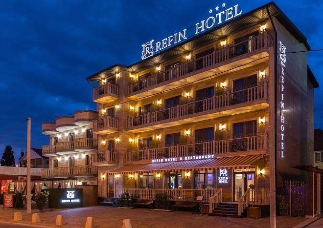 Repin Hotel & Restaurant Image