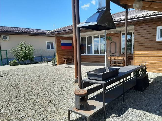 Baza otdykha dom rybaka i okhotnika priyutnyy