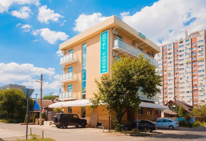 Corona hotel