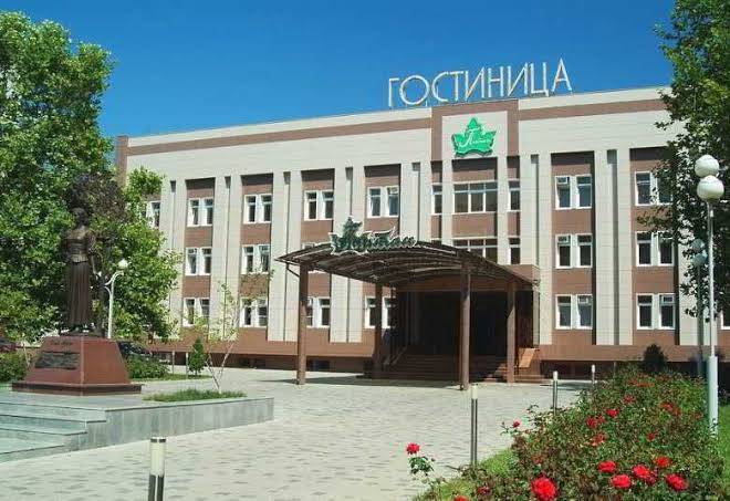Gostinitsa platan