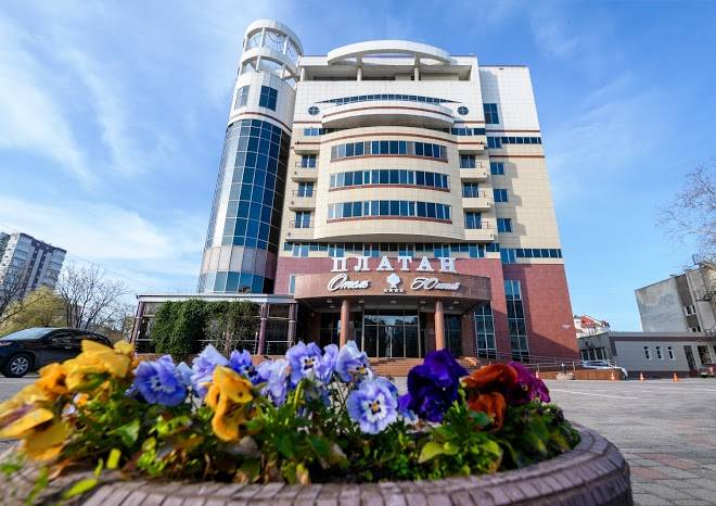 Platan yuzhniy
