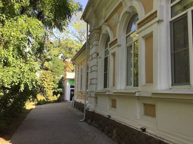 Prestigerestauranthotel complex