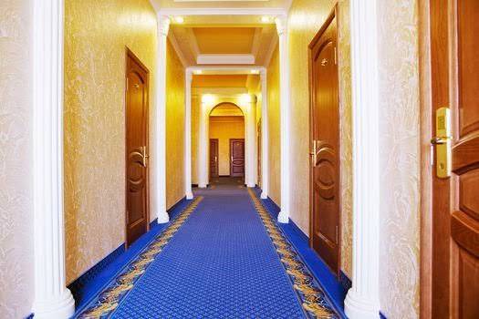 Resident hotel