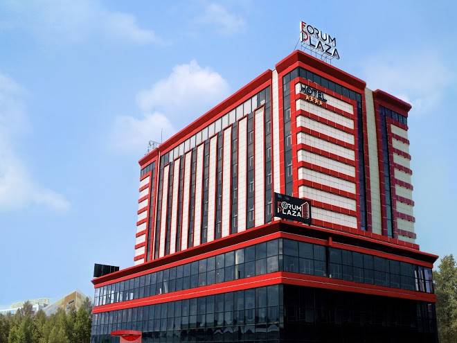 Forum plaza hotel