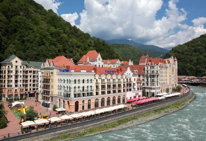 The tulip inn rosa khutor
