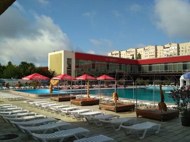 Noah hotel complex