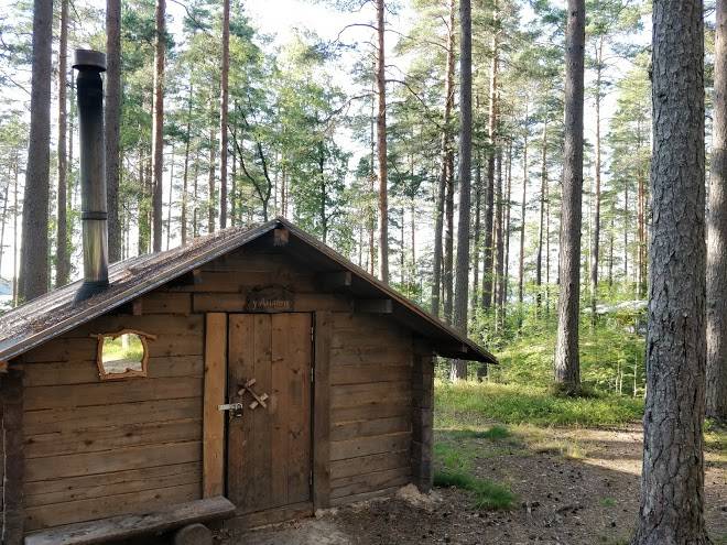 Ekootel' les ozero zerkal'noye