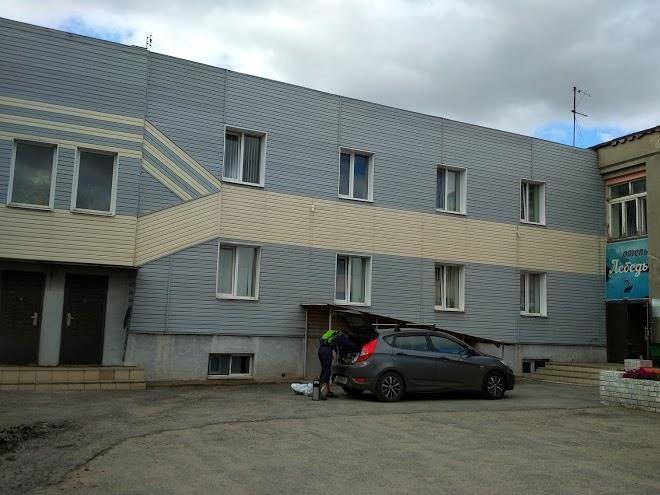 Hotel lebed