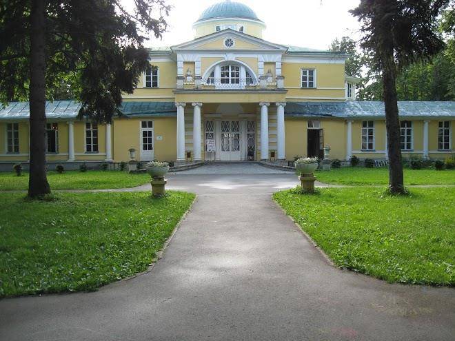 Grafskoye compound