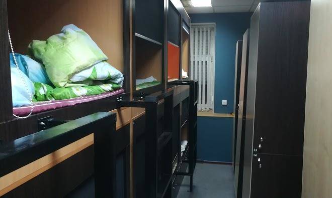 Homebox capsule hotel