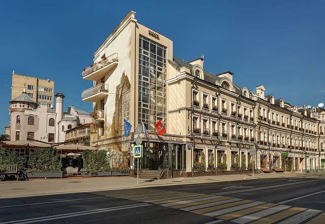 Kebur palace