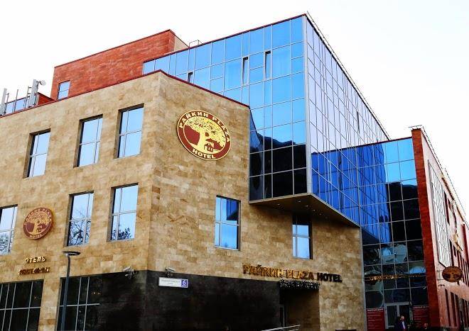 Raikin plaza hotel