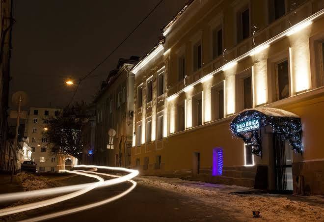 Red Brick Hotel Image