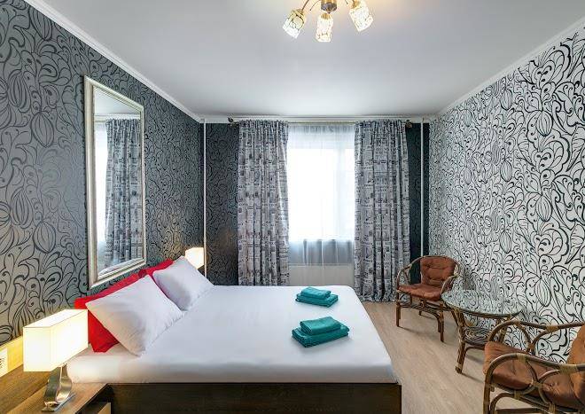 Tri Iyeroglifa Image