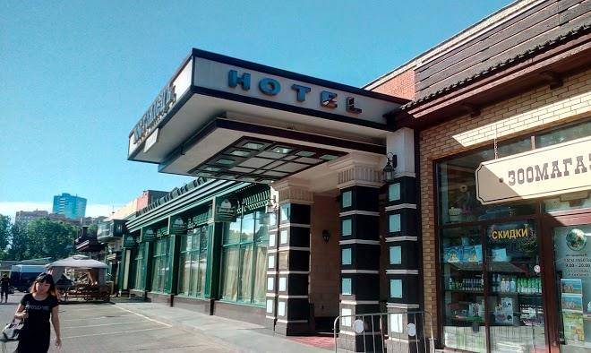Hotel postoyalec