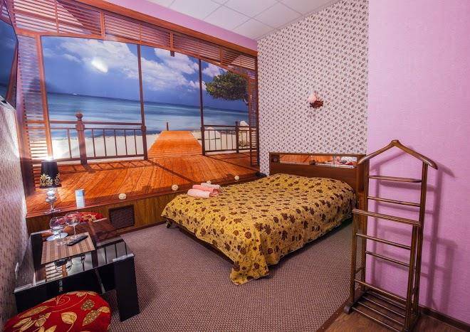 Lira otel'