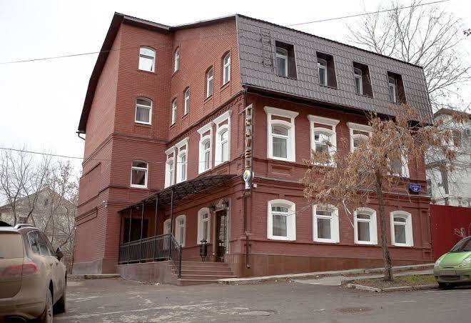 Travel hotel