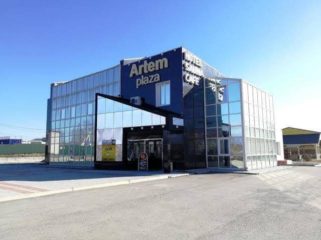 Artem plaza
