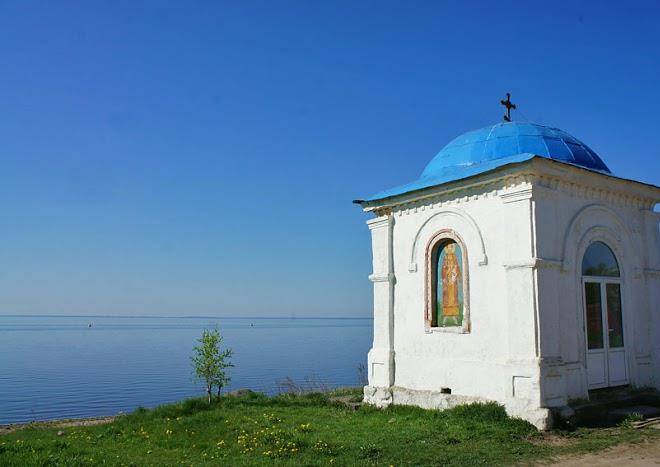 Gostinitsa tikhaya gavan'