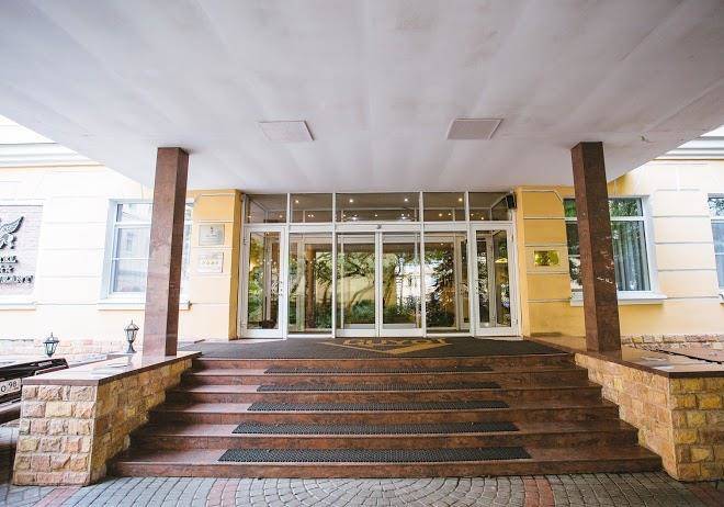 Guyot hotel