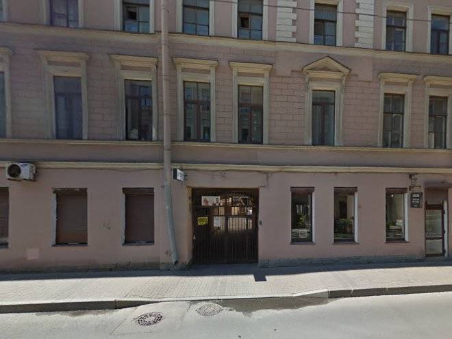 Guests Love On Gorokhovaya Image