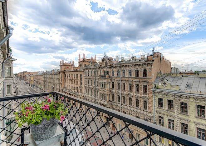 Nevskiy Eclectic By Akyan Image