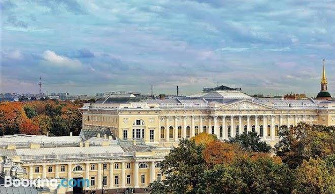 Nevsky capsule hotel