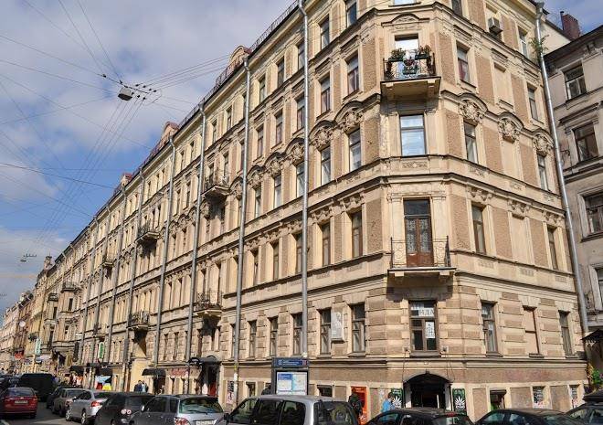 Pushkinskaya 10