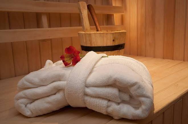 Sauna menk kings