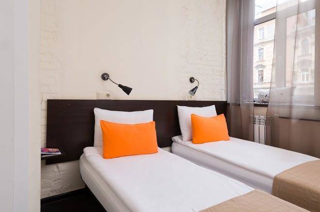 Station hotel m19