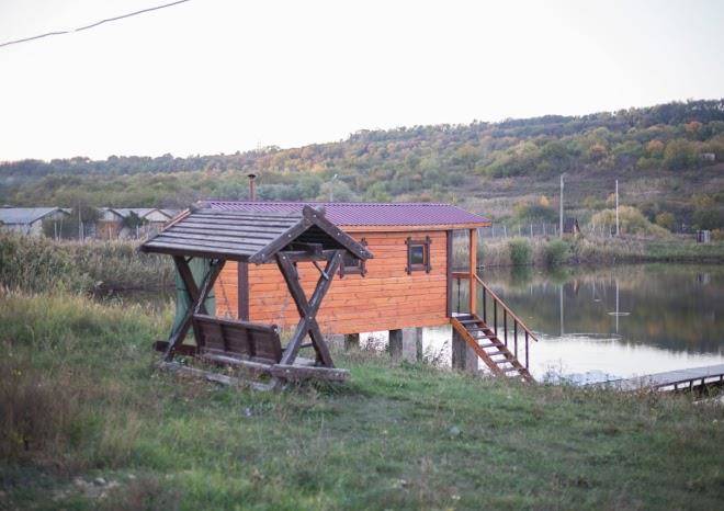 Tret'ya rechka konnyy klub
