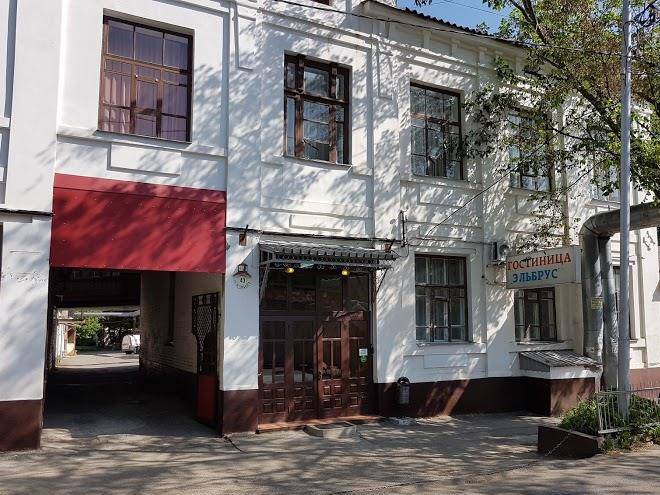 Economy hotel elbrus