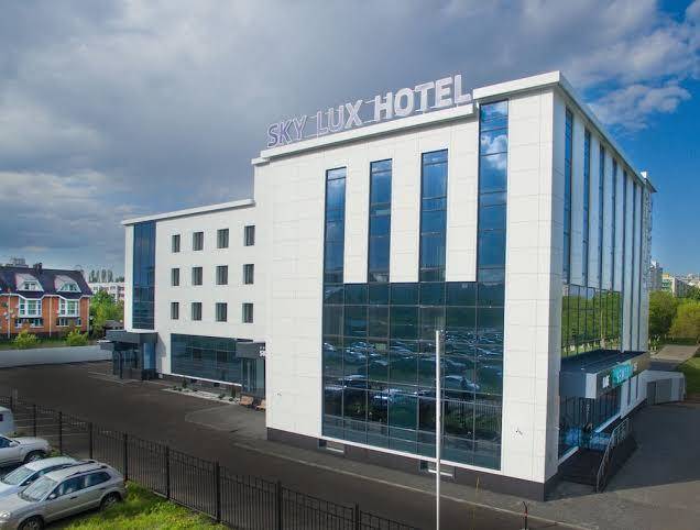 Sky lux hotel