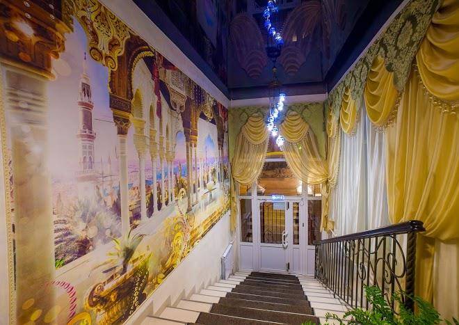 Beloye solntse otel'