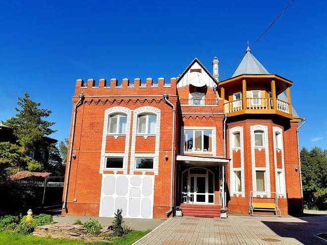 Postoyaliy dvor