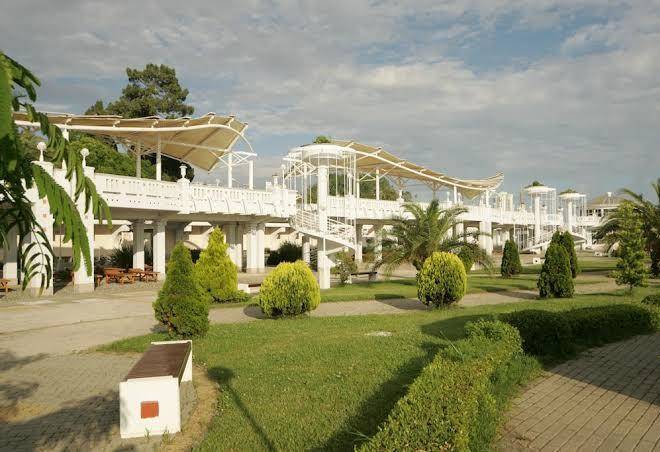 Zvezdniy