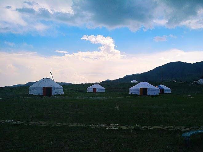 Yurt complex biy khem