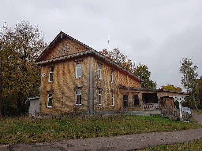Usad'ba ostrovki