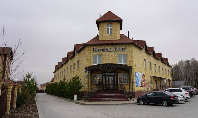 Garden hotel