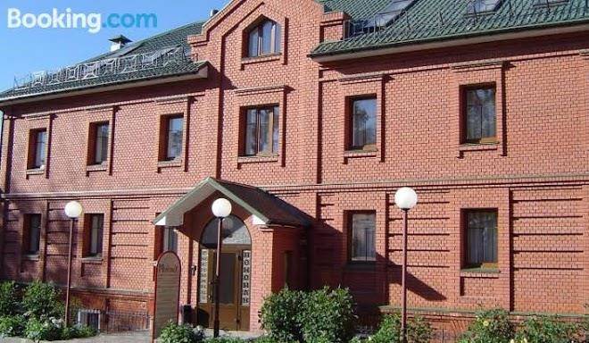 Gostinichno razvlekatel'nyy tsentr monomakh